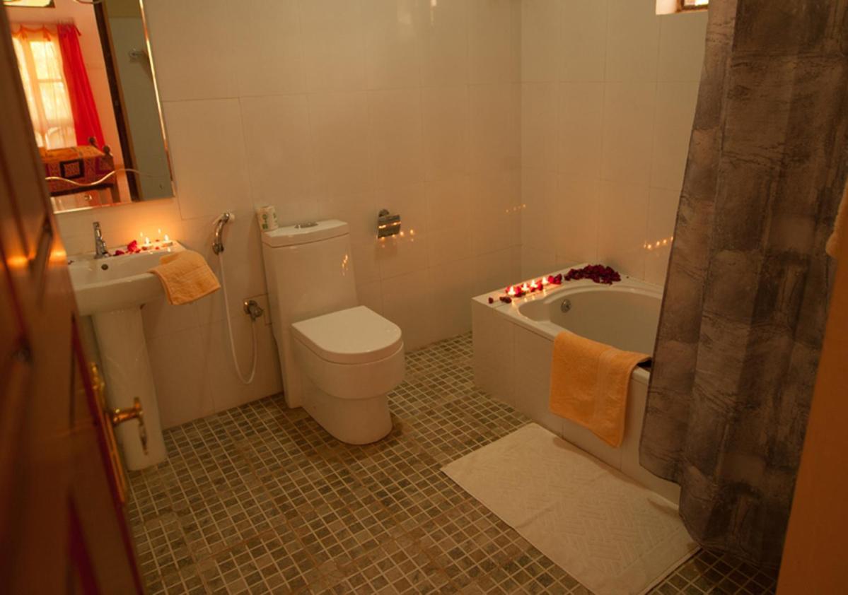Ashiyana Cliff And Beach Resort Варкала Экстерьер фото