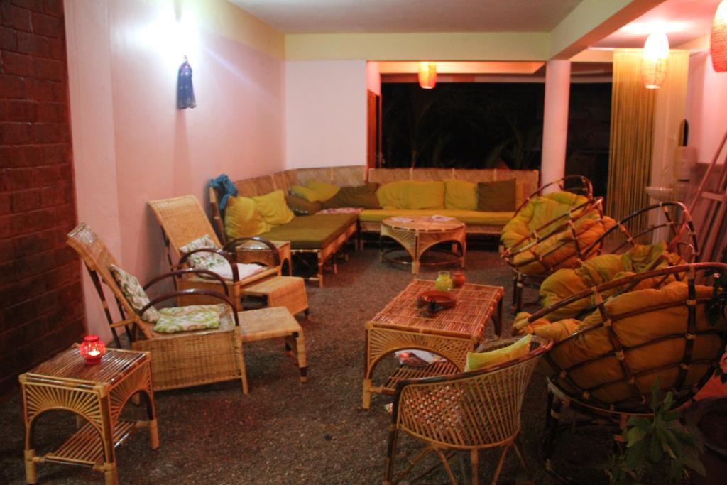 Ashiyana Cliff And Beach Resort Варкала Экстерьер фото